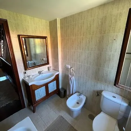 Adosado En Exclusiva Urbanizacion Holiday home *