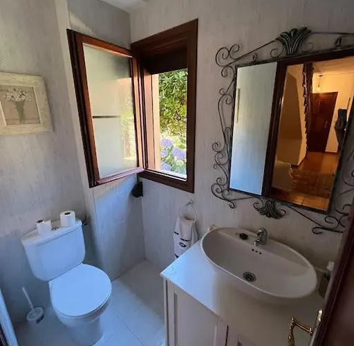 Adosado En Exclusiva Urbanizacion * Comillas