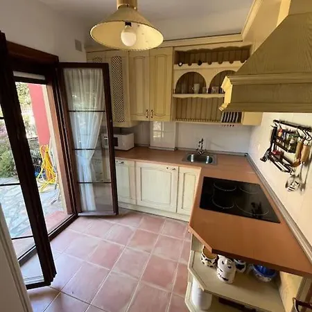 Adosado En Exclusiva Urbanizacion * Comillas