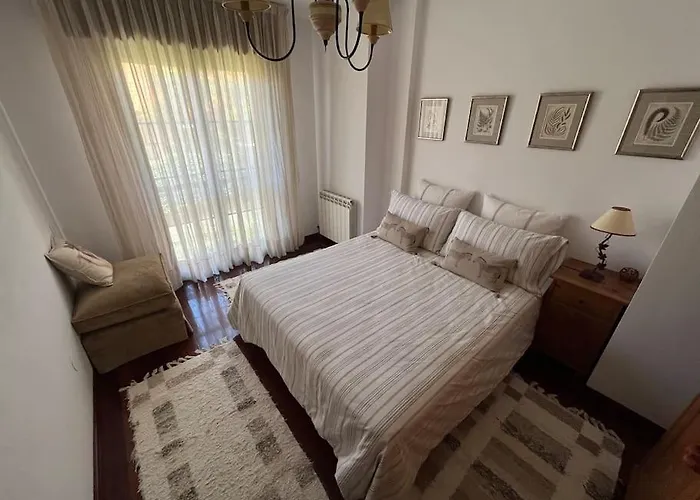 Adosado En Exclusiva Urbanizacion * Comillas